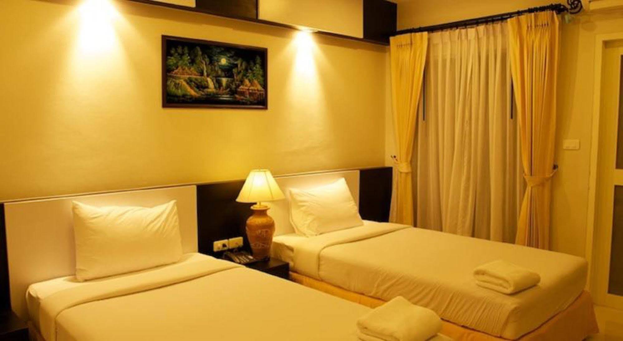 Airport Mansion Phuket Hotel Ban Bo Han Ngoại thất bức ảnh