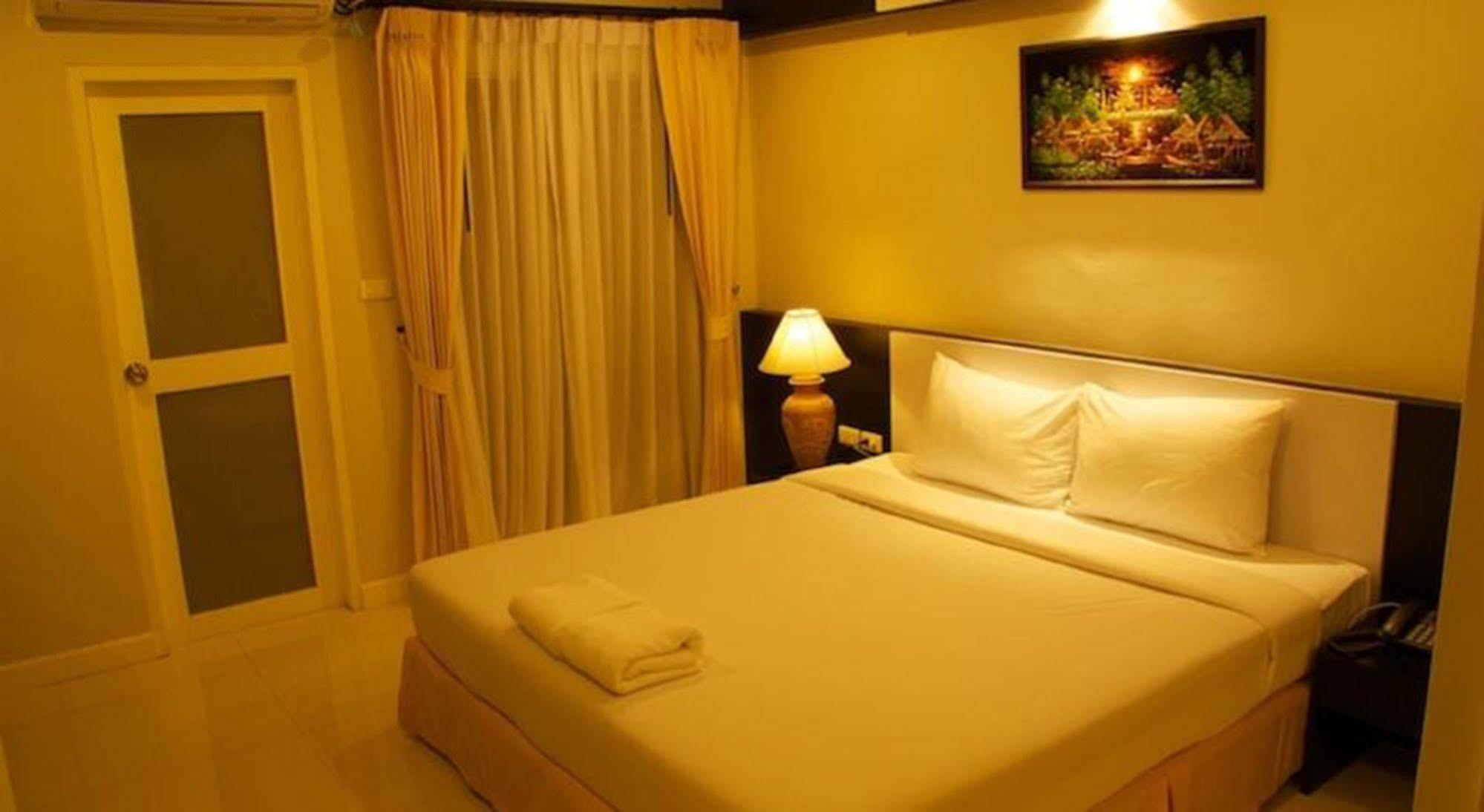 Airport Mansion Phuket Hotel Ban Bo Han Ngoại thất bức ảnh