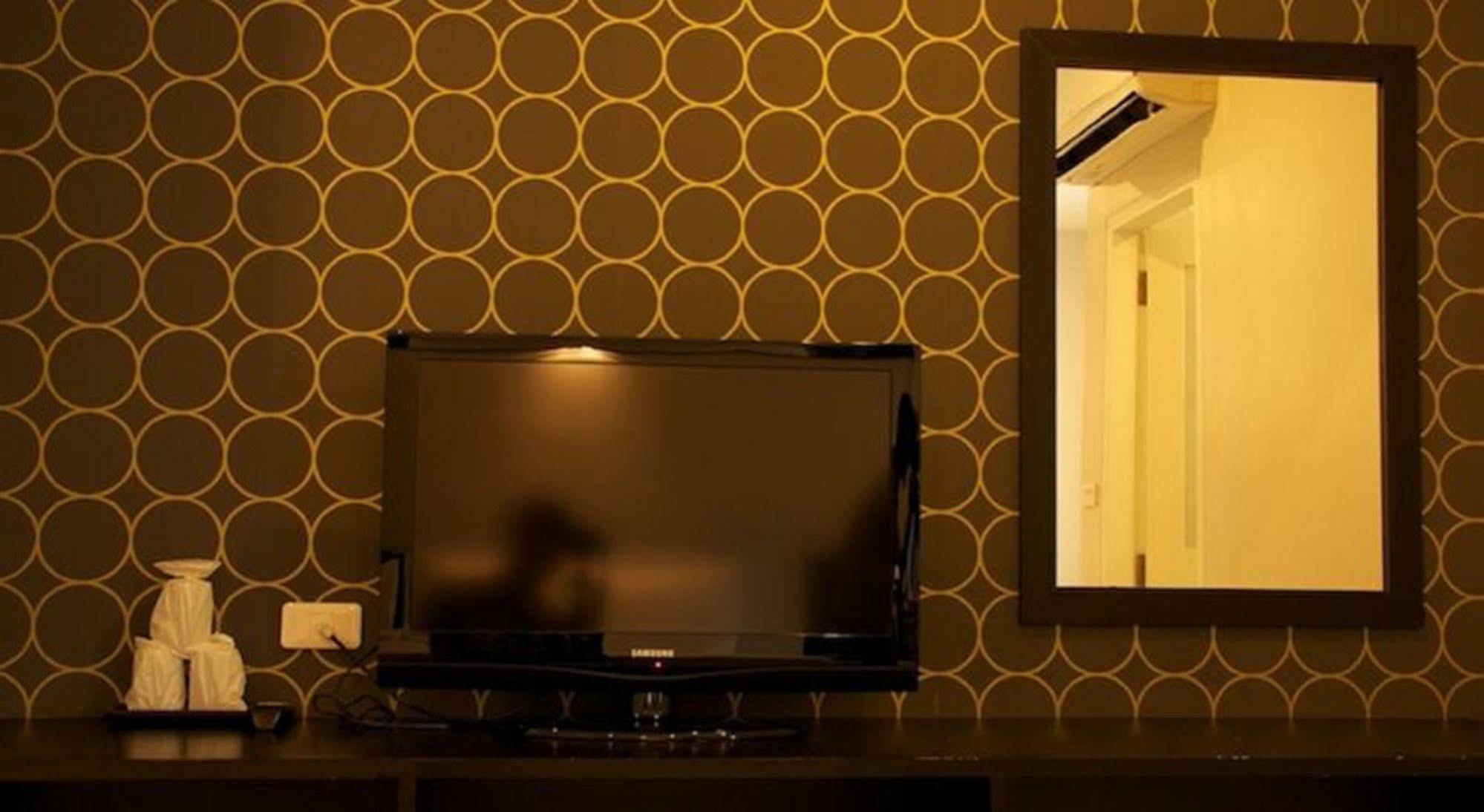 Airport Mansion Phuket Hotel Ban Bo Han Ngoại thất bức ảnh